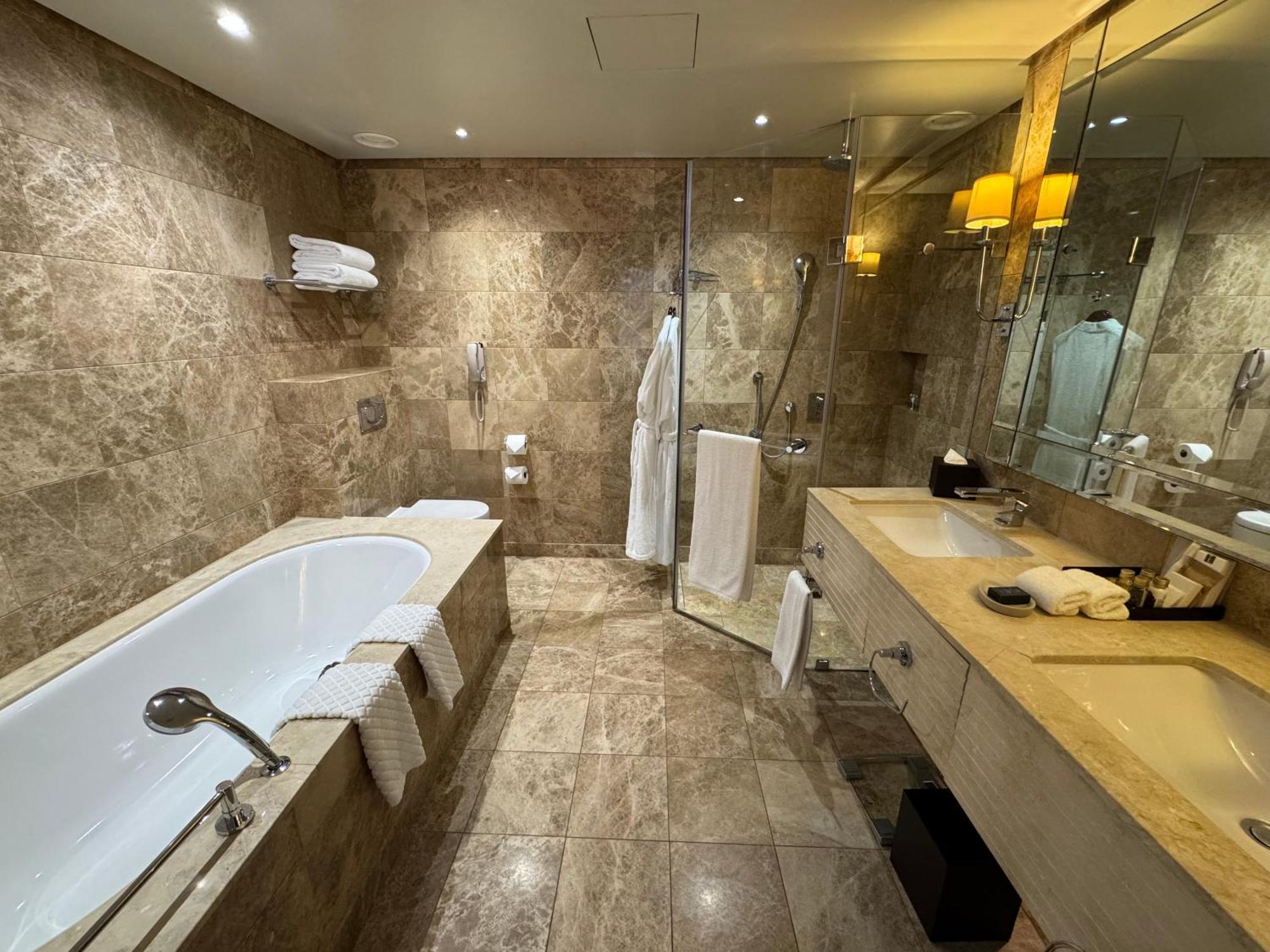 Luxury Residence At Taj Cape Town - Top Corner Apartment With Balcony - Newly Renovated Екстериор снимка